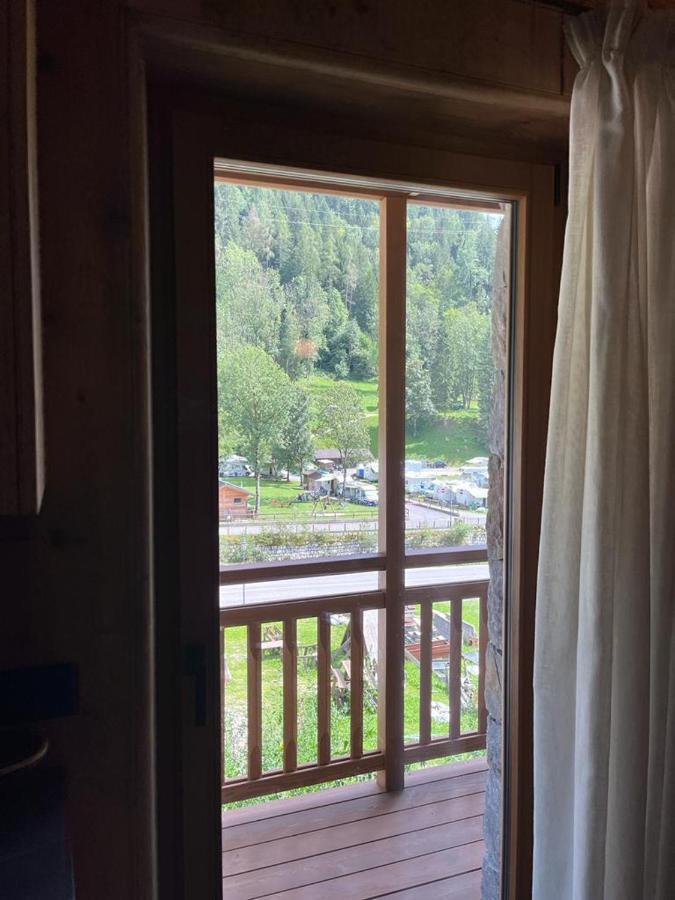 Remina Dolomiti House Apartman Tonadico Kültér fotó