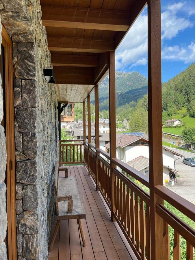 Remina Dolomiti House Apartman Tonadico Kültér fotó